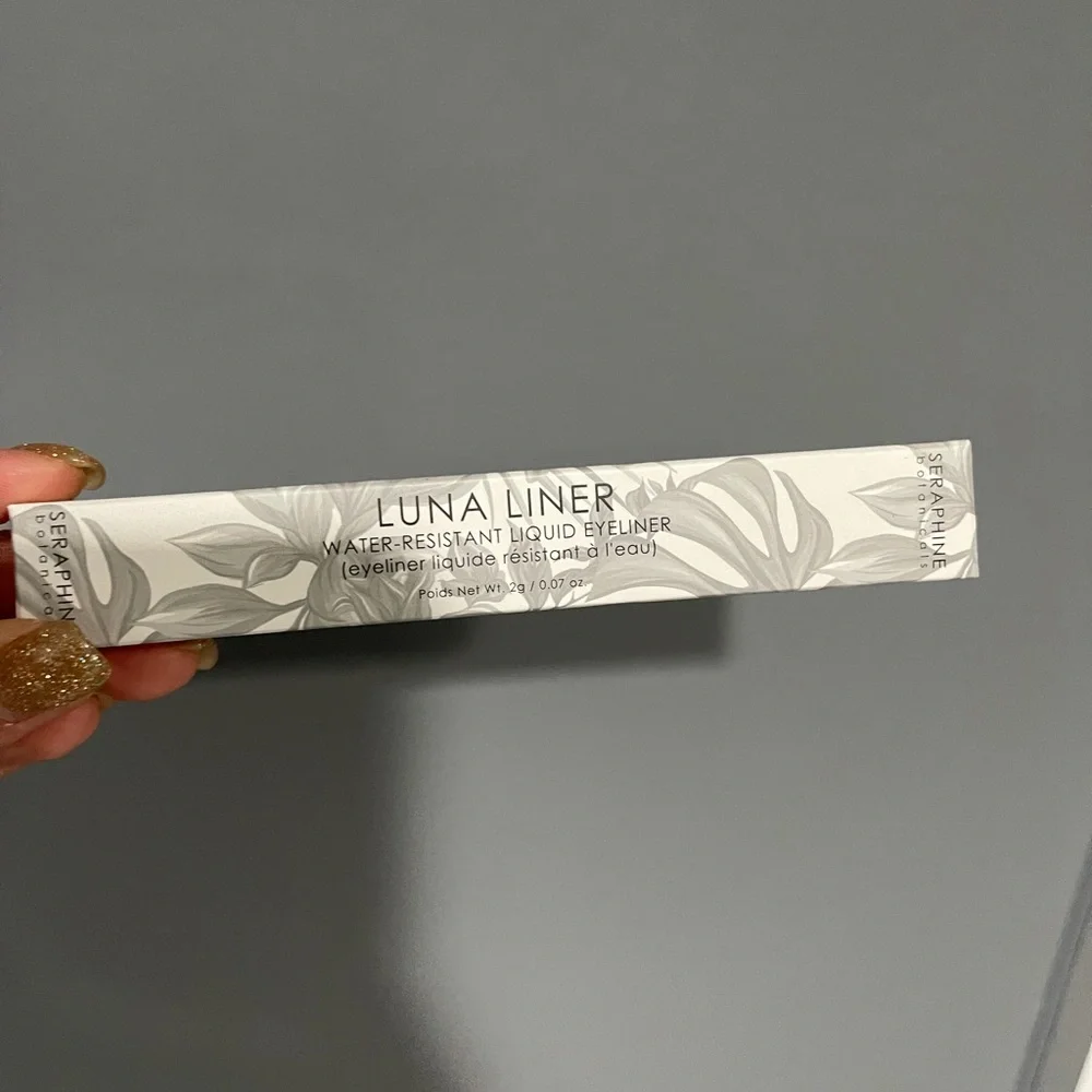 Luna Liner - Water-Resistant Liquid Eyeliner